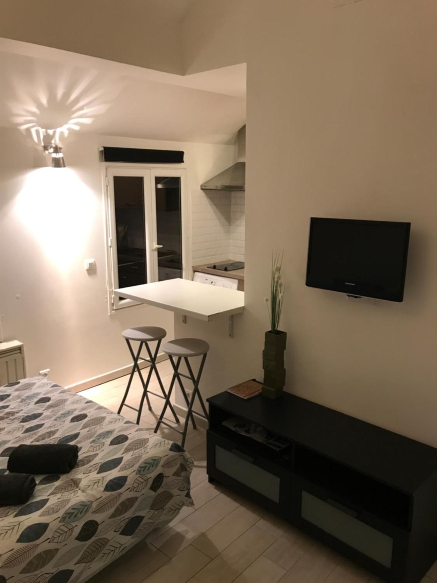 Le Studio - Hyper Centre De Fontainebleau - Proche Insead Zewnętrze zdjęcie