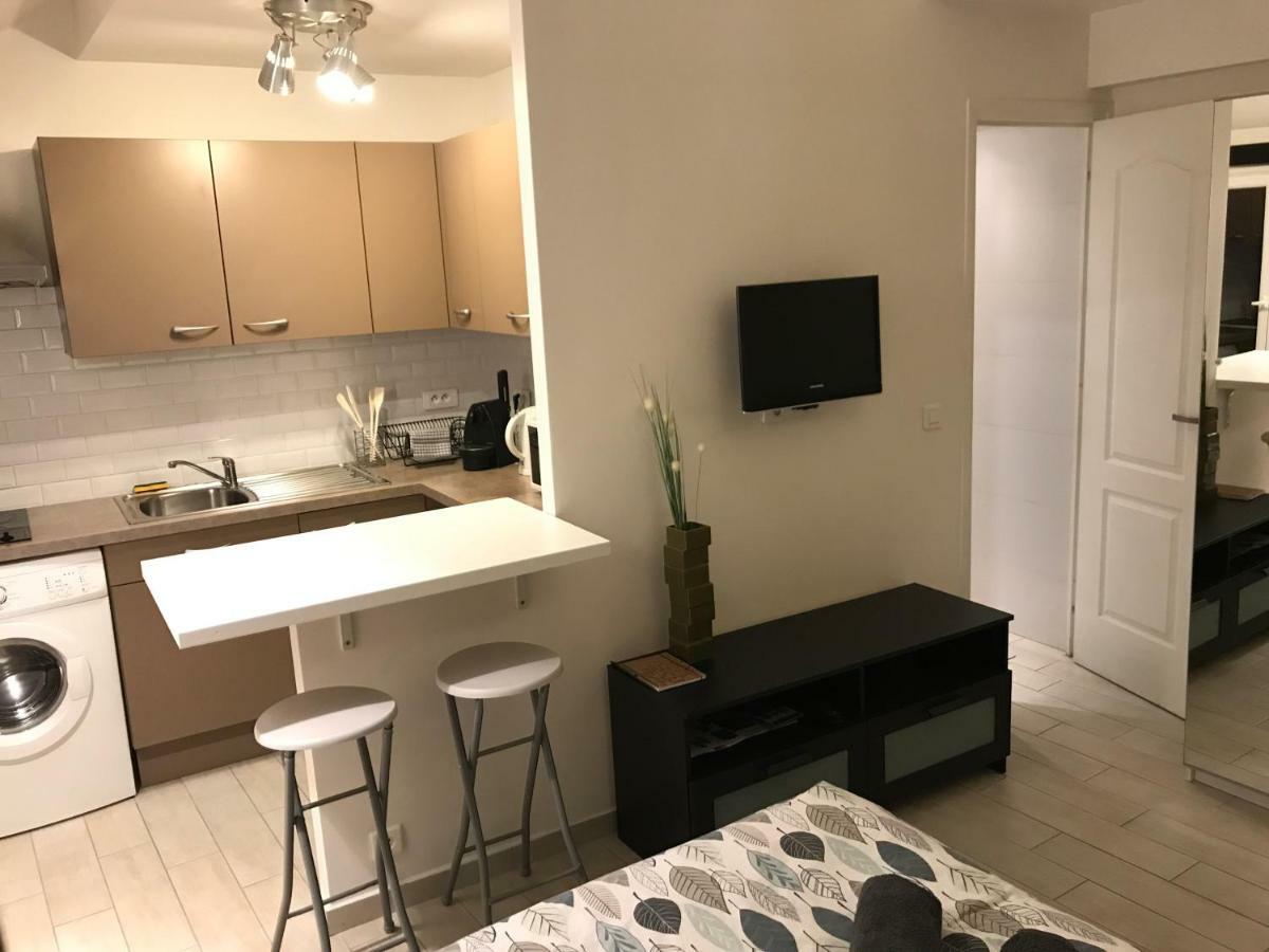 Le Studio - Hyper Centre De Fontainebleau - Proche Insead Zewnętrze zdjęcie